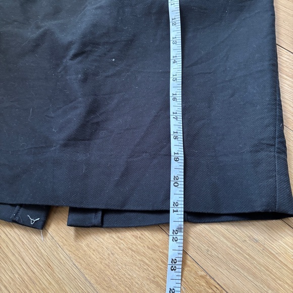 J. Crew Factory Classic Work Black Pencil Skirt - Size 6 - Picture 11 of 13